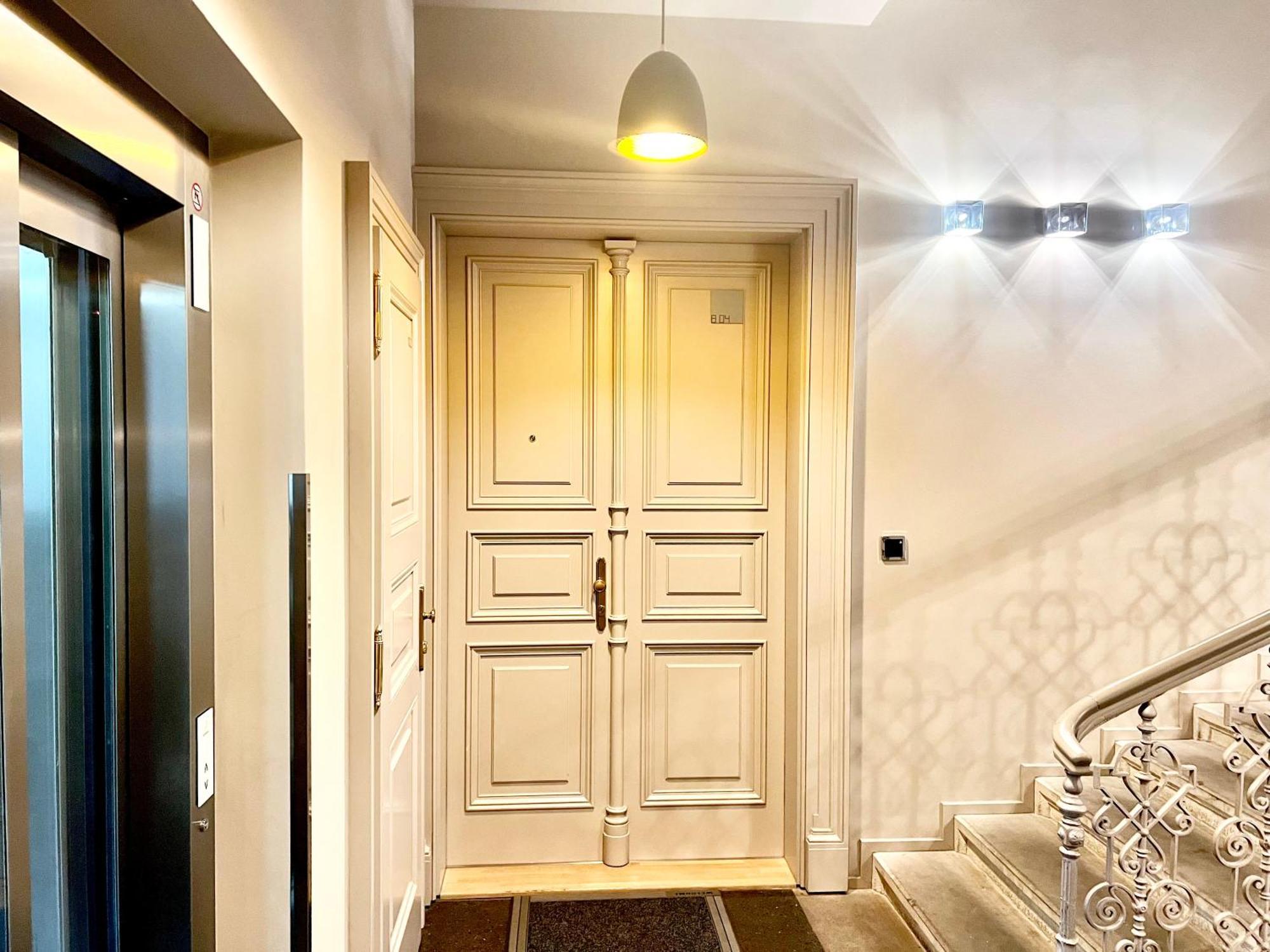 Exclusive Apartment Centrum Прага Екстериор снимка