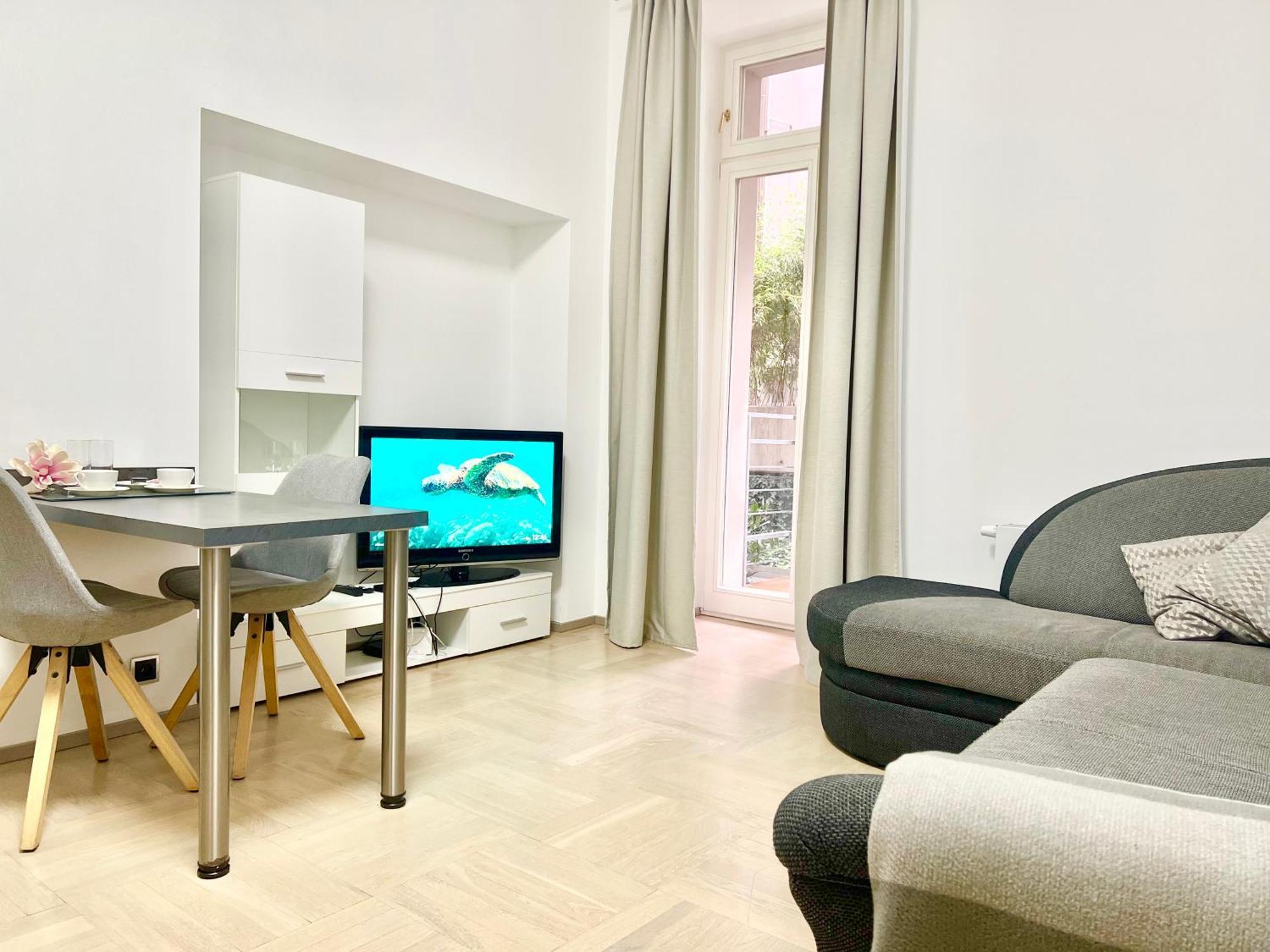 Exclusive Apartment Centrum Прага Екстериор снимка